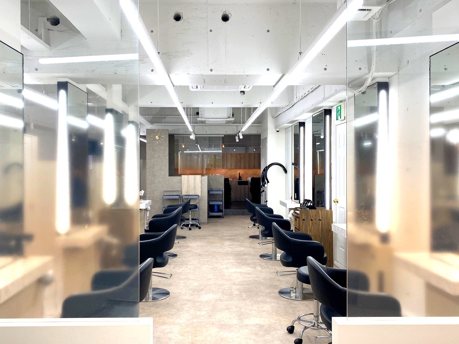 【美容室 / まつげサロン】ichii｜設計・施工例｜八百板工芸有限会社