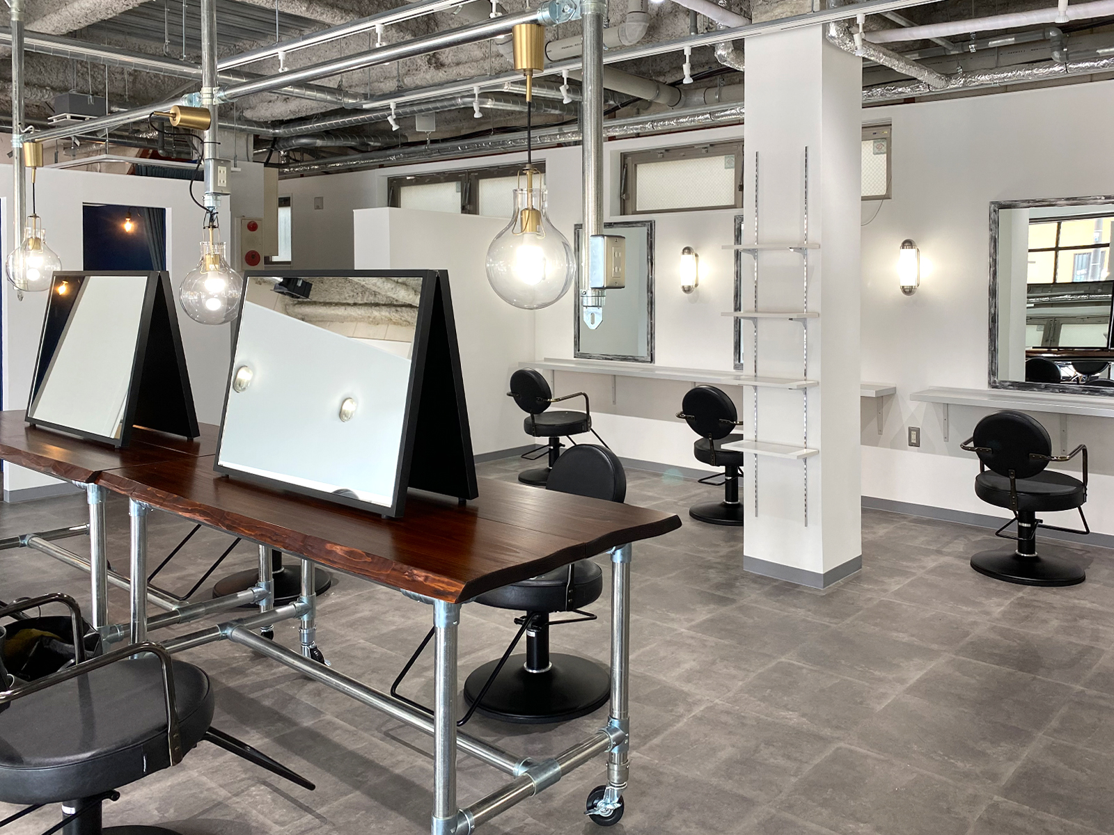 【美容室】HOLLY｜設計・施工例｜八百板工芸有限会社