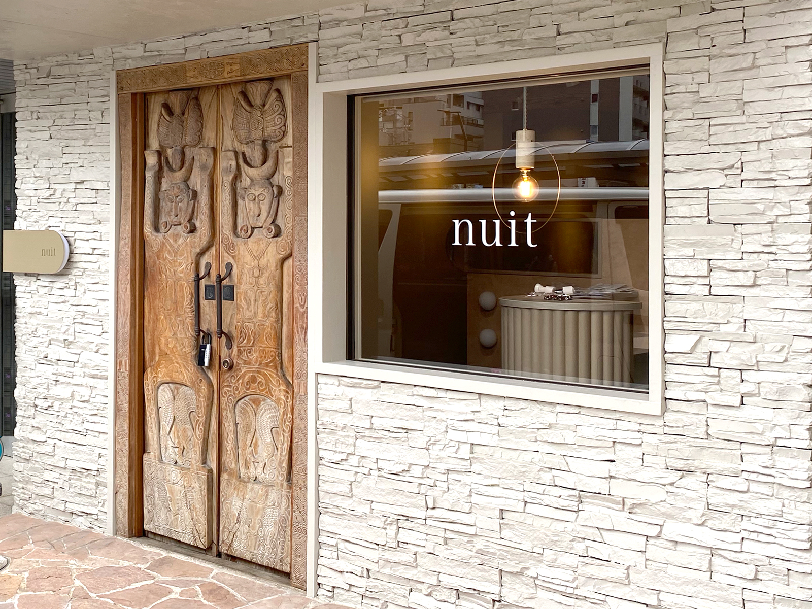 【まつげサロン】nuit 新小岩店｜設計・施工例｜八百板工芸有限会社