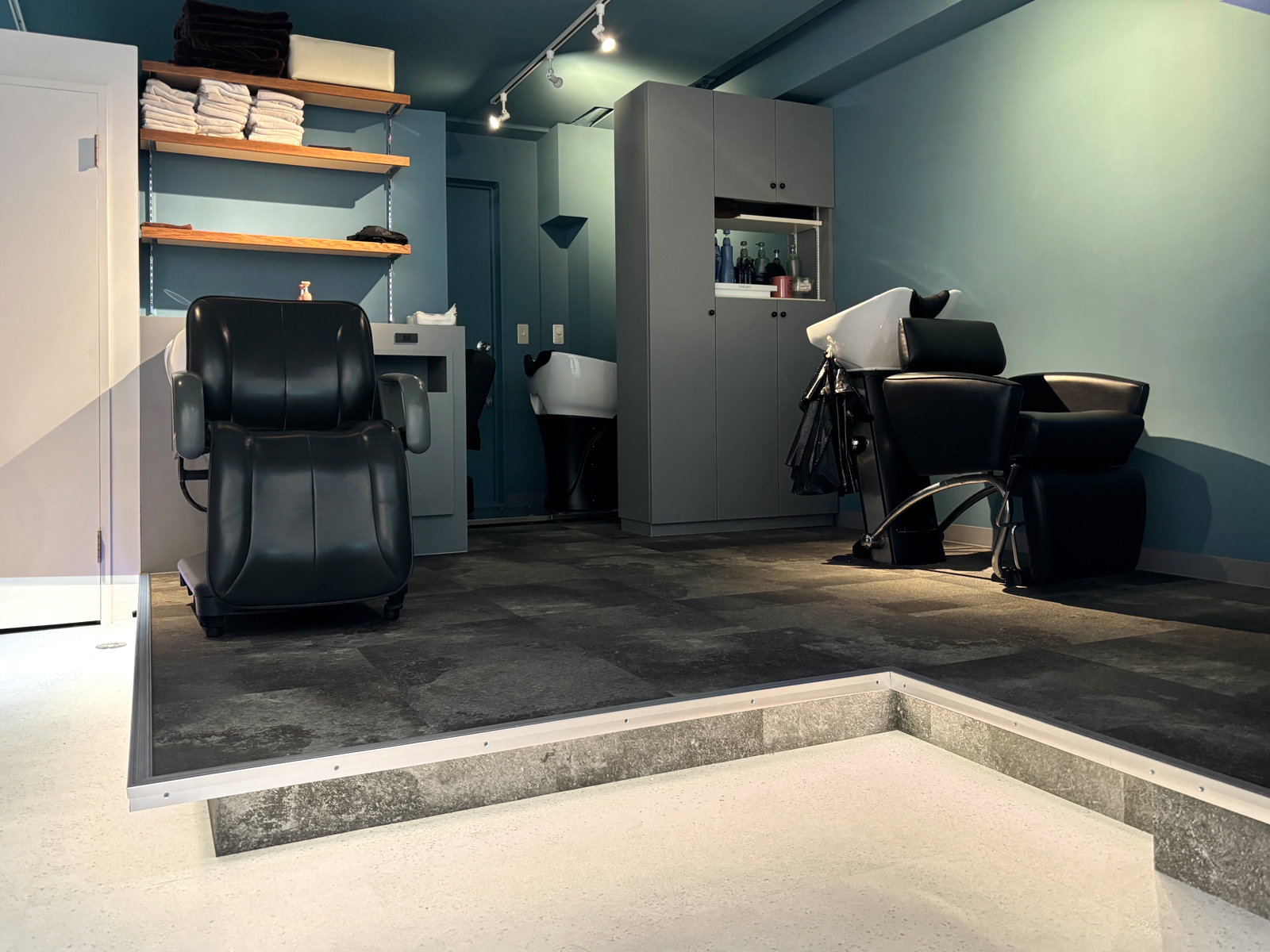 【美容室】tamtam 市川店｜設計・施工例｜八百板工芸有限会社